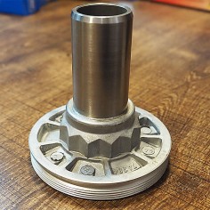 Ford Transit 5 Vites Prizdirek Kapağı Orjinal 878T 7A284 Ford Transit 5 Vites Prizdirek Kapağı Orjinal 878T 7A284