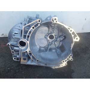 Citroen Jumpur 2.2 - 6 İleri Şanzıman Ön Kapak Citroen Jumpur 2.2 - 6 İleri Şanzıman Ön Kapak