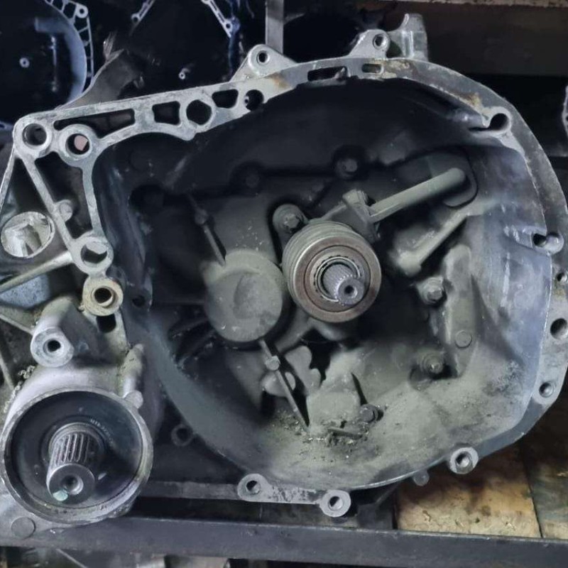 Renault Laguna 2 1.6 Komple Şanzıman Renault Laguna 2 1.6 Komple Şanzıman