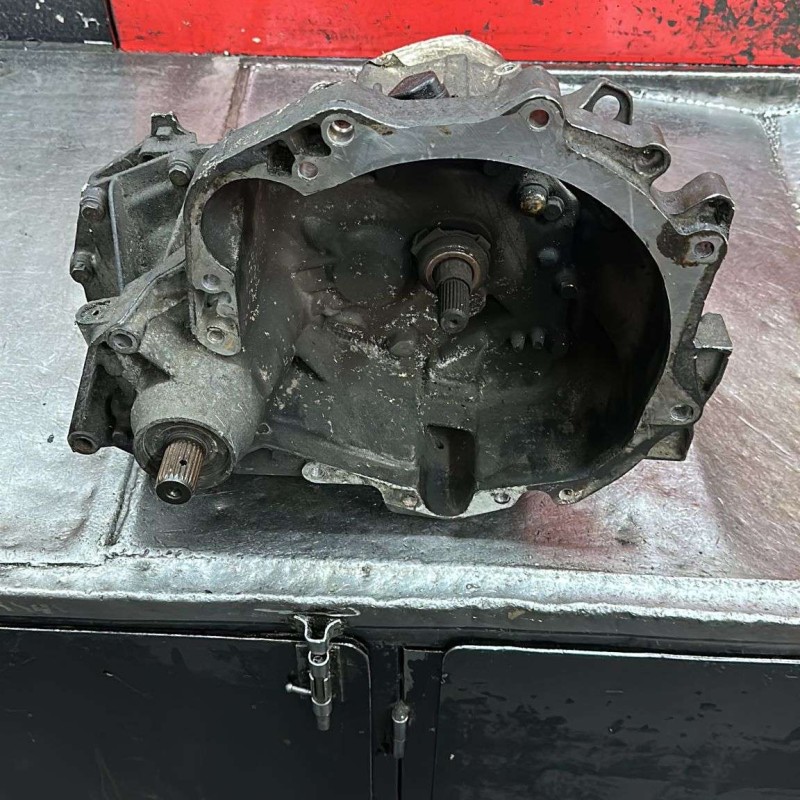 Mitsubishi Carisma Komple Şanzıman Mitsubishi Carisma Komple Şanzıman